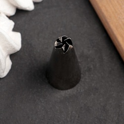 Насадка для кондитерского мешка d=2,2 см "Закрытая роза" 106